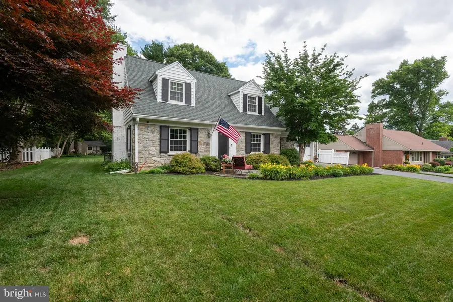 1982 Sterling Pl, Lancaster, PA 17601 - #2