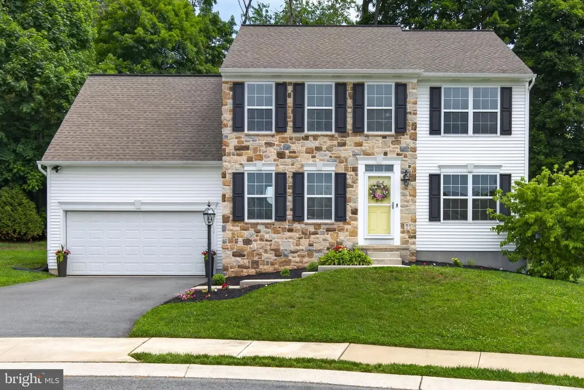 18 Copperwood Ln, Ephrata, PA 17522 - #1