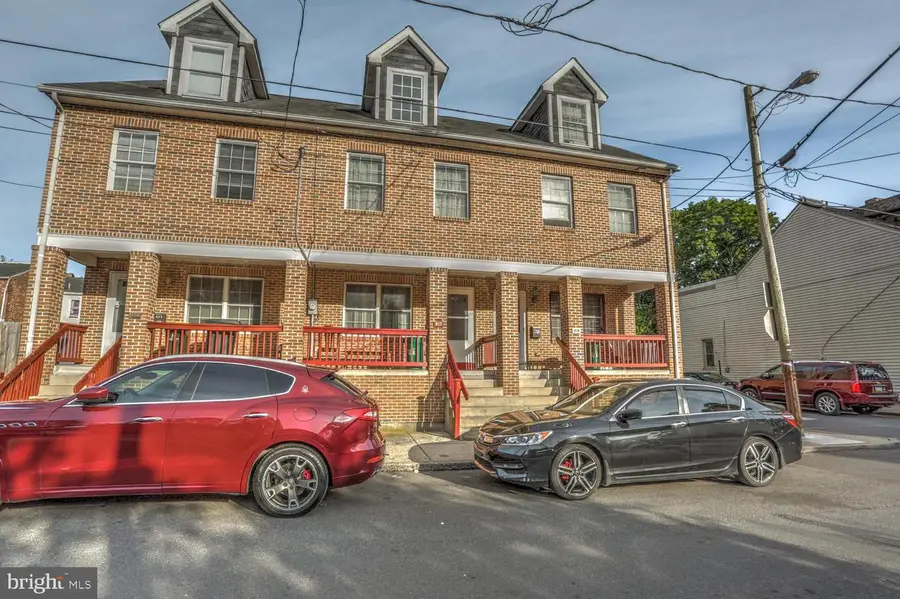 417 Green St, Lancaster, PA 17602 - #2