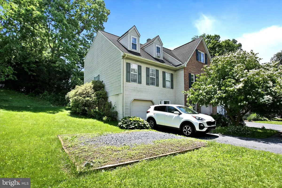 123 Hampden Dr #j, Mountville, PA 17554 - #1