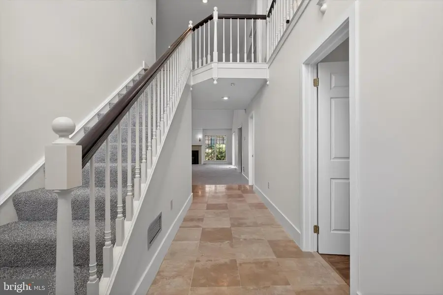 212 Willow Valley Dr, Lancaster, PA 17602 - #3