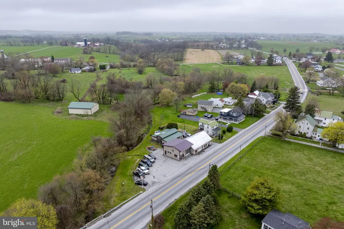 5242 Old Philadelphia Pike, Kinzers, PA 17535 - #1
