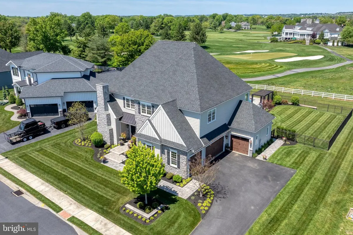 685 Fleetwood Dr, Lititz, PA 17543 - #1