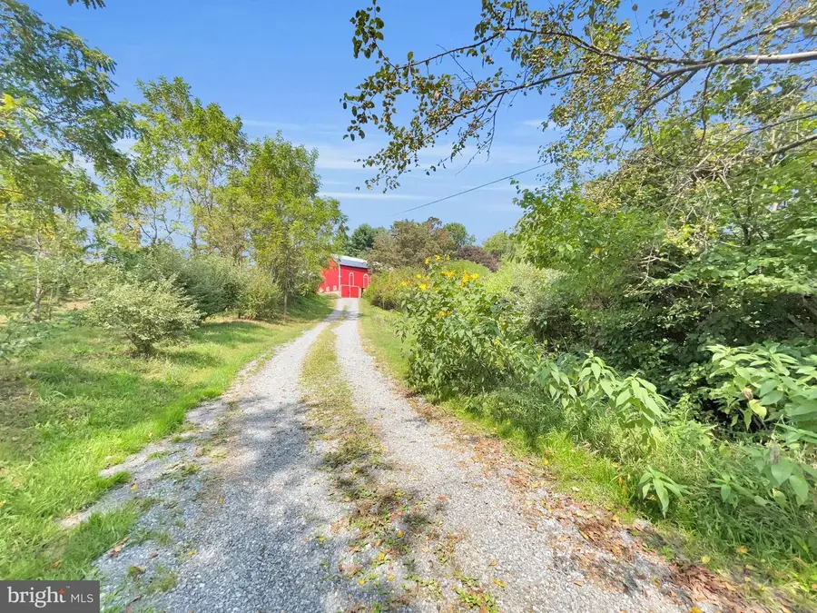 1095 Texter Mountain Rd, Robesonia, PA 19551 - #2