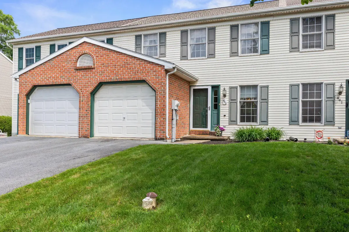 443 Crosswinds Dr, Lititz, PA 17543 - #1