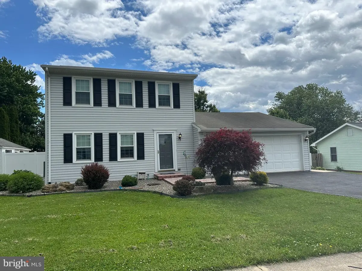 588 Mulberry St, Elizabethtown, PA 17022 - #1