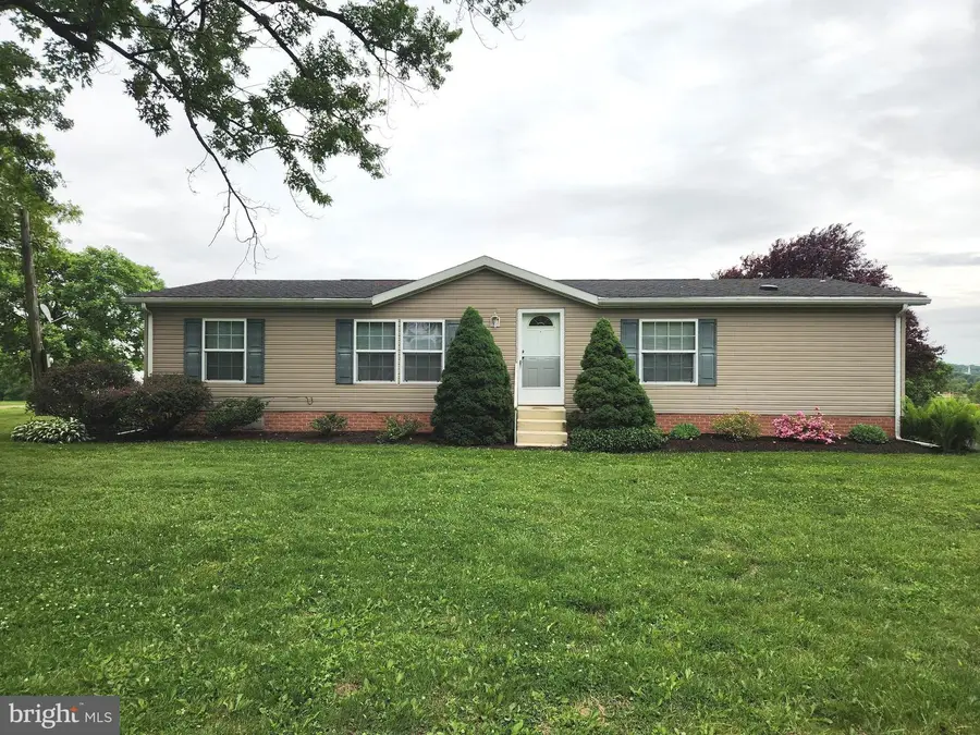 1207 Mount Gretna Rd, Elizabethtown, PA 17022 - #2