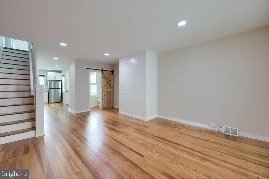 737 E Marion St, Lancaster, PA 17602 - #3