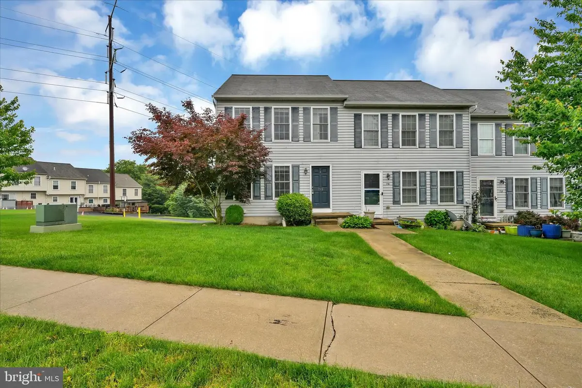 712 Knoll Dr, Mount Joy, PA 17552 - #1