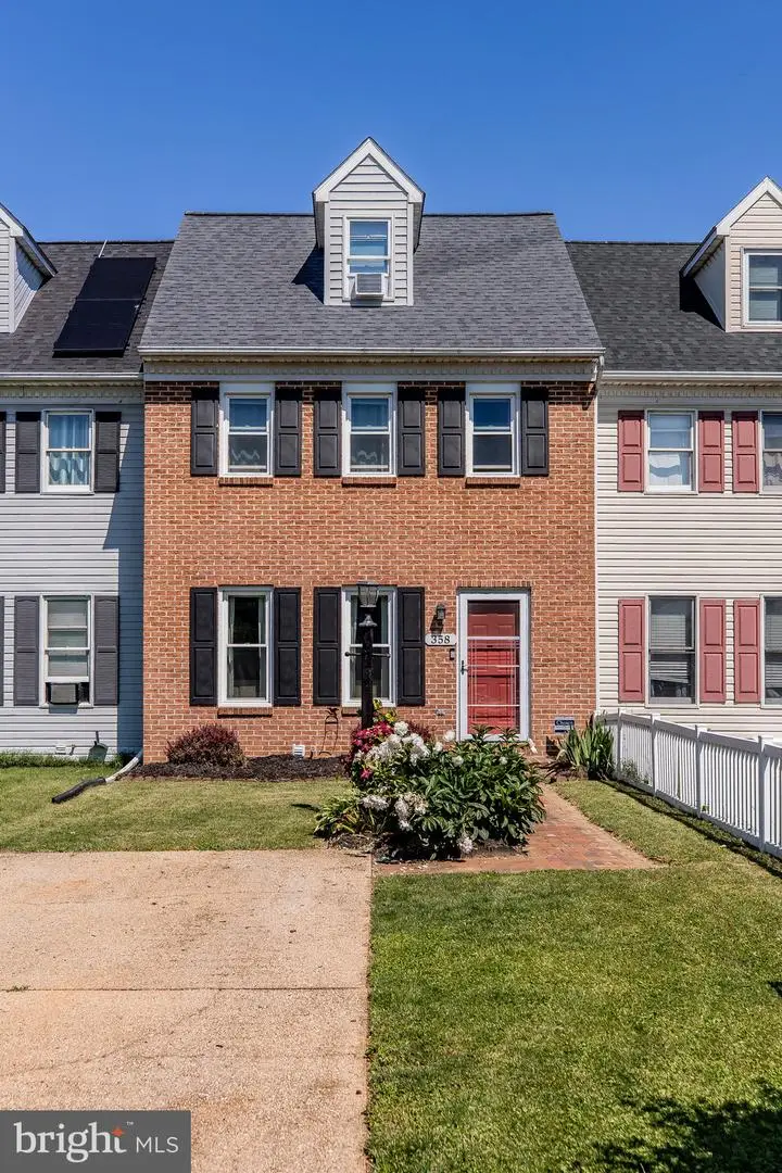 358 Cardinal Rd, Lititz, PA 17543 - #3
