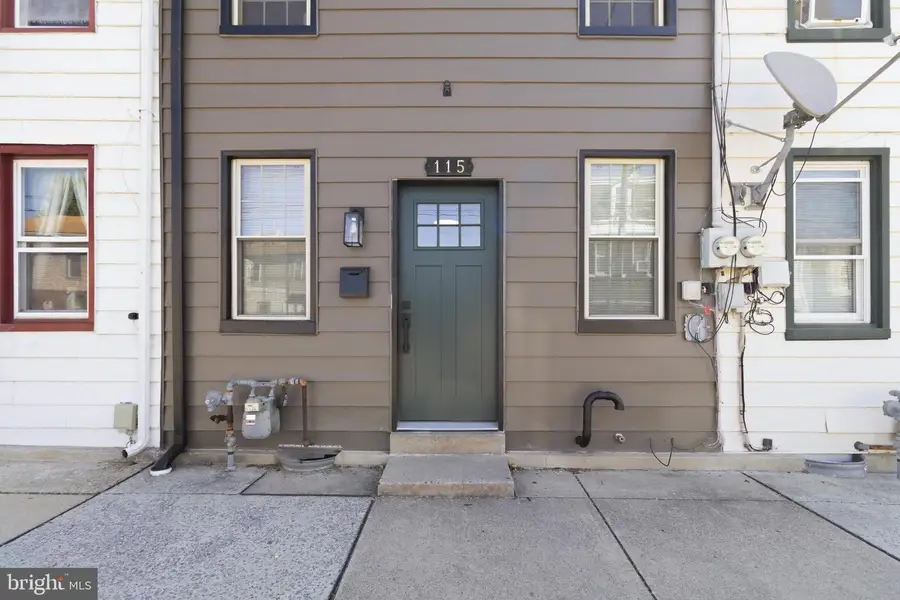 115 S 5th St, Columbia, PA 17512 - #3