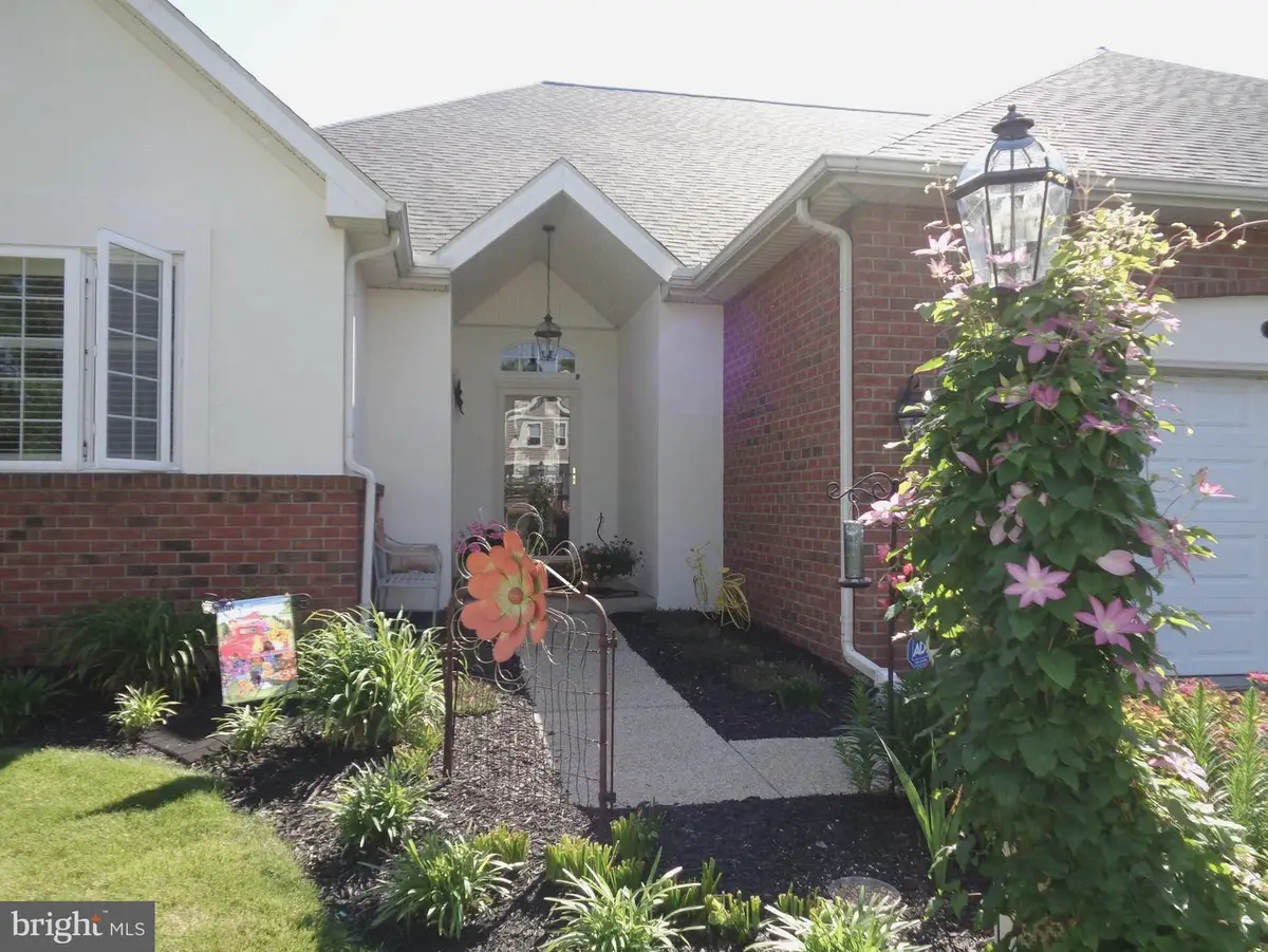 432 Stone Creek Rd, Lancaster, PA 17603 - #1