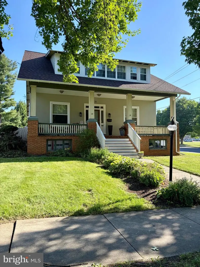 531 Front St, Lititz, PA 17543 - #1