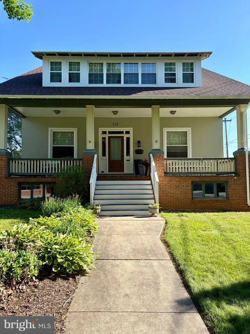 531 Front St, Lititz, PA 17543 - #3