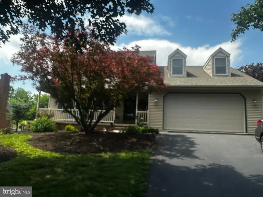 233 Midland Cir, Mount Joy, PA 17552 - #3