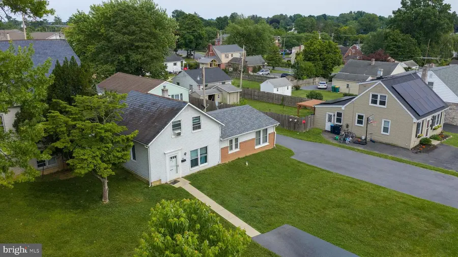 19 & 23 Nursery Ln, Lancaster, PA 17603 - #2