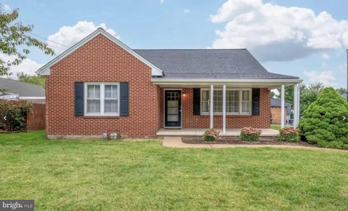 923 Rohrerstown Rd, Lancaster, PA 17601 - #1
