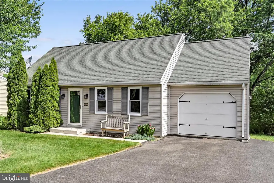 4083 Jasmine Pl, Mount Joy, PA 17552 - #2
