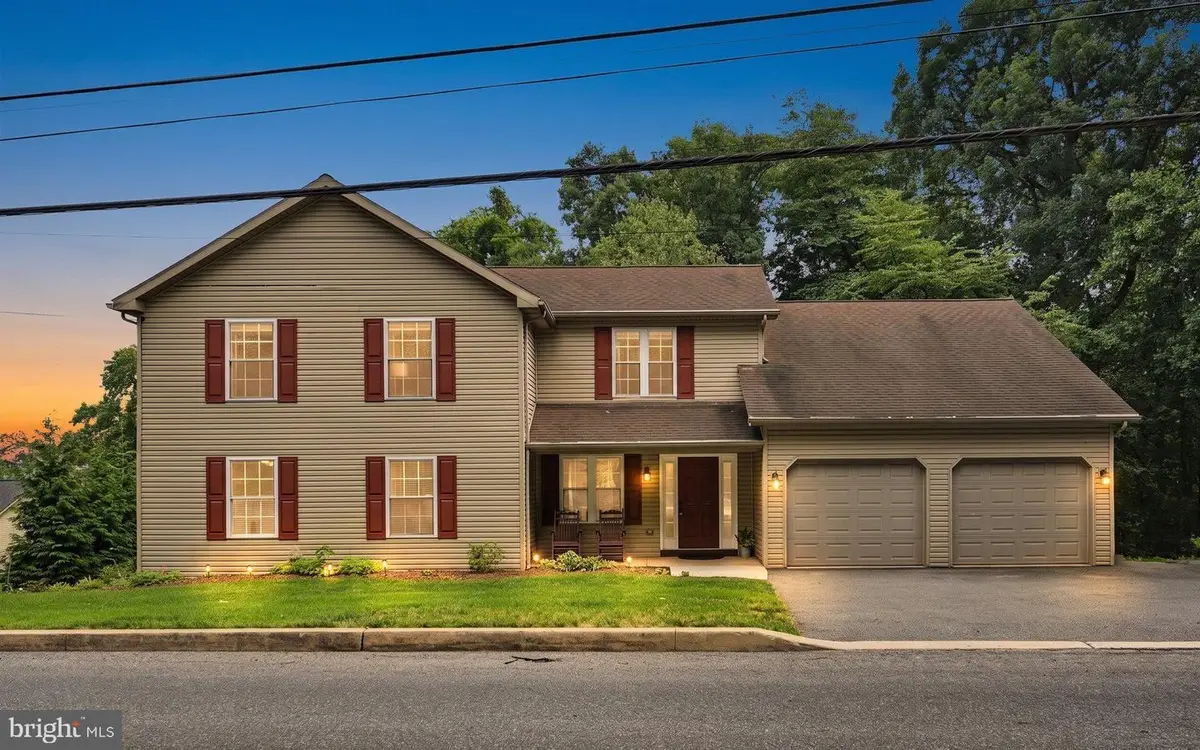 367 Ridge Ave, Ephrata, PA 17522 - #1