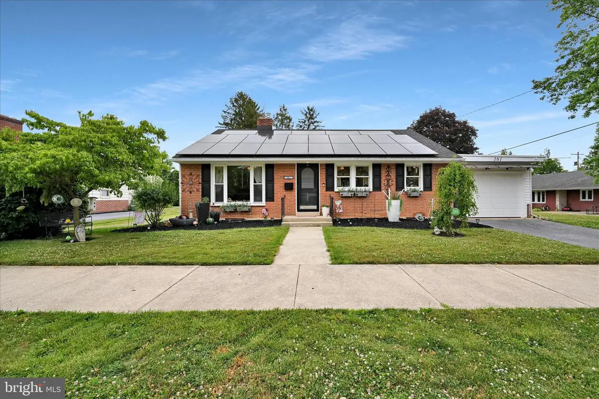 161 N Laurel St, Manheim, PA 17545 - #1