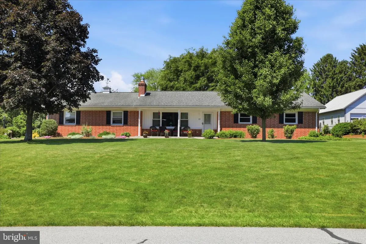 29 Meadow Ln, Smoketown, PA 17576 - #1