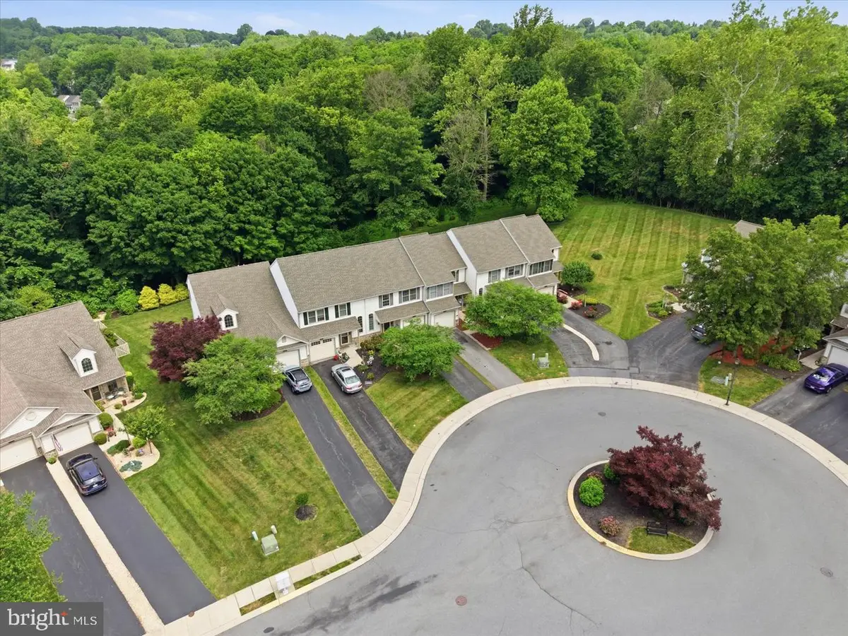 435 Rabbit Hill Ln, Lancaster, PA 17603 - #1