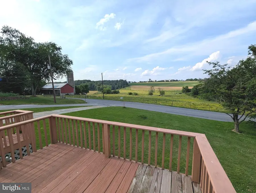 360 Schoolhouse Rd, New Providence, PA 17560 - #2
