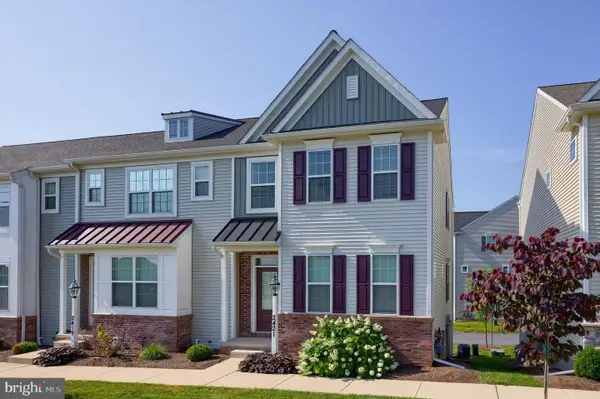 2421 Artesian Way, LANCASTER, PA 17601