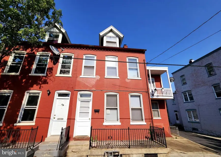 17 Coral St, Lancaster, PA 17603 - #2