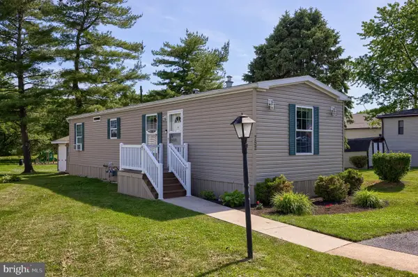 752 Sherry Ln, LANCASTER, PA 17601