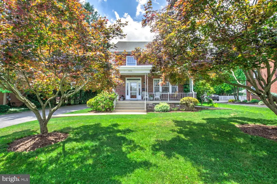 972 W Main St, Ephrata, PA 17522 - #3
