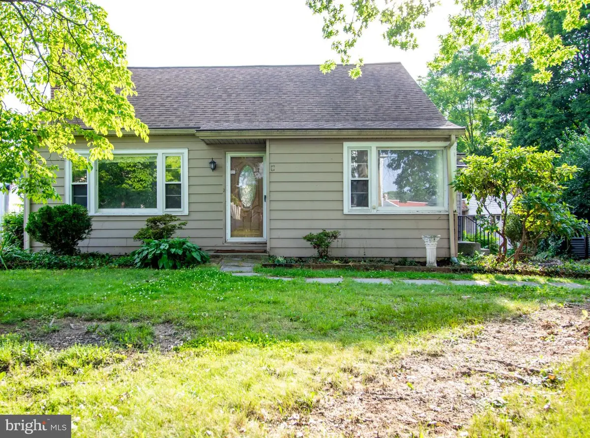 14 Crest Ave, Lancaster, PA 17602 - #1