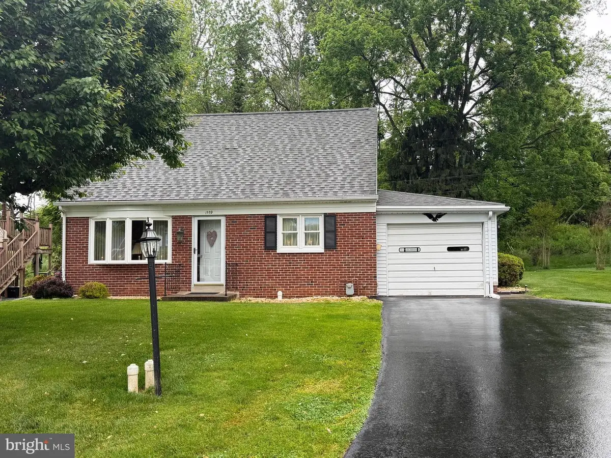 1339 Meadowcreek Ln, Lancaster, PA 17603 - #1