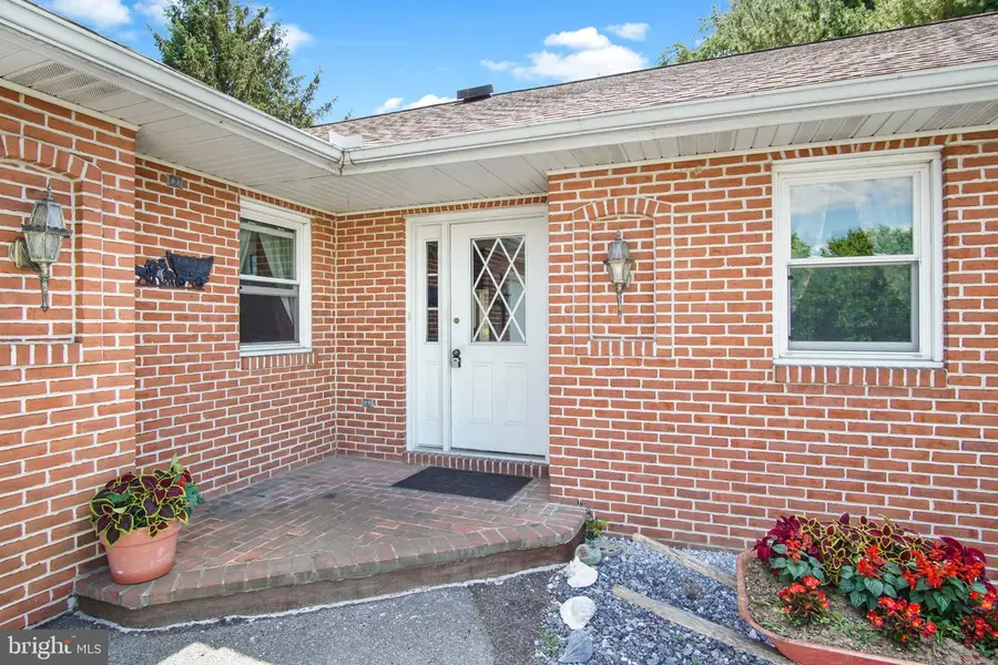 814 S Cedar St, Lititz, PA 17543 - #3