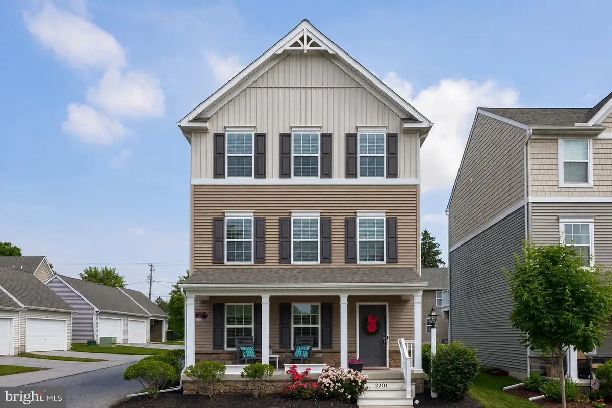 2201 Hampshire Ave, Lancaster, PA 17601 - #1