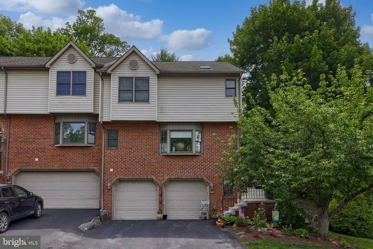 102 River Bend Park, Lancaster, PA 17602 - #1