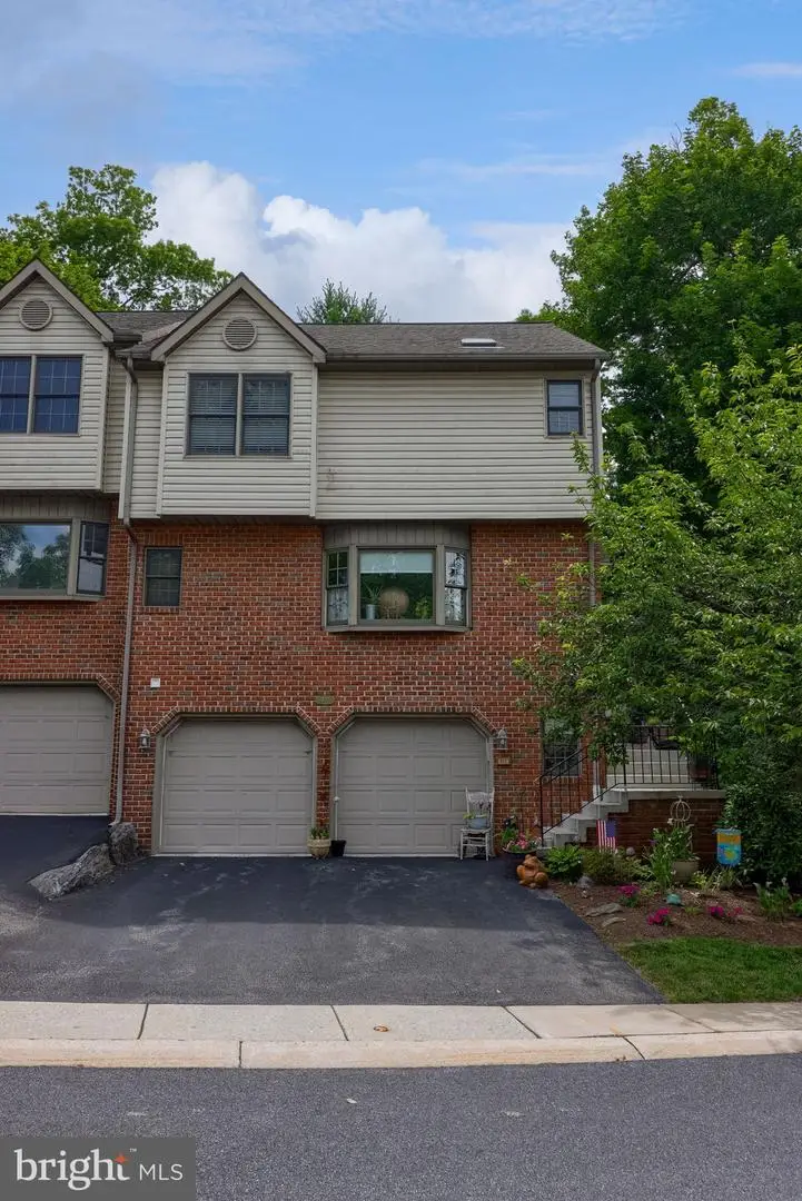 102 River Bend Park, Lancaster, PA 17602 - #2