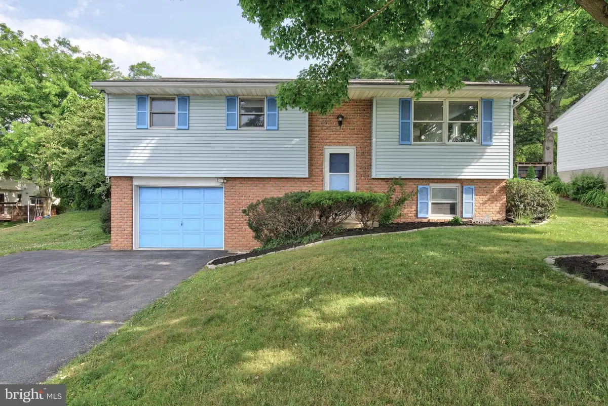 3169 Thistle Dr, Lancaster, PA 17601 - #1