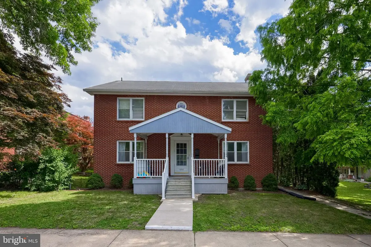 1240 Manor St, Columbia, PA 17512 - #1