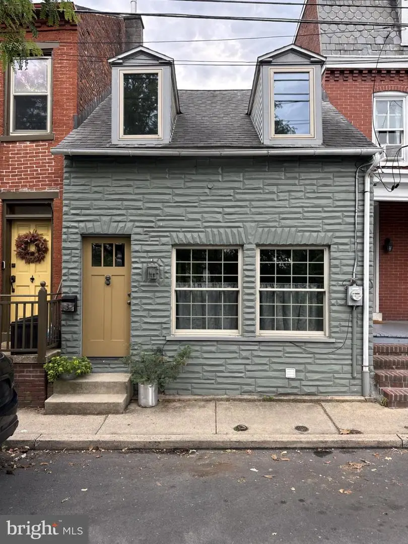 232 E Lemon St, Lancaster, PA 17602 - #2
