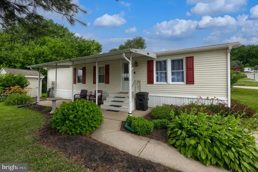 671 Lilac Dr, New Providence, PA 17560 - #2