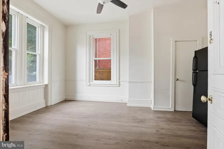 233 W Chestnut St, Lancaster, PA 17602 - #3