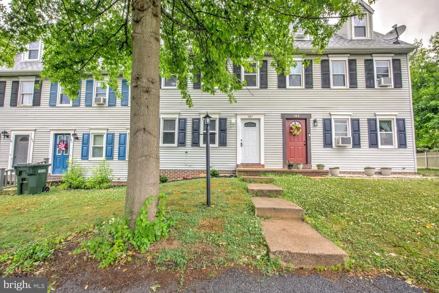 867 Oak St, Denver, PA 17517 - #2
