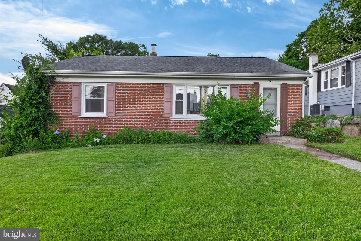 935 Wabank St, Lancaster, PA 17603 - #1