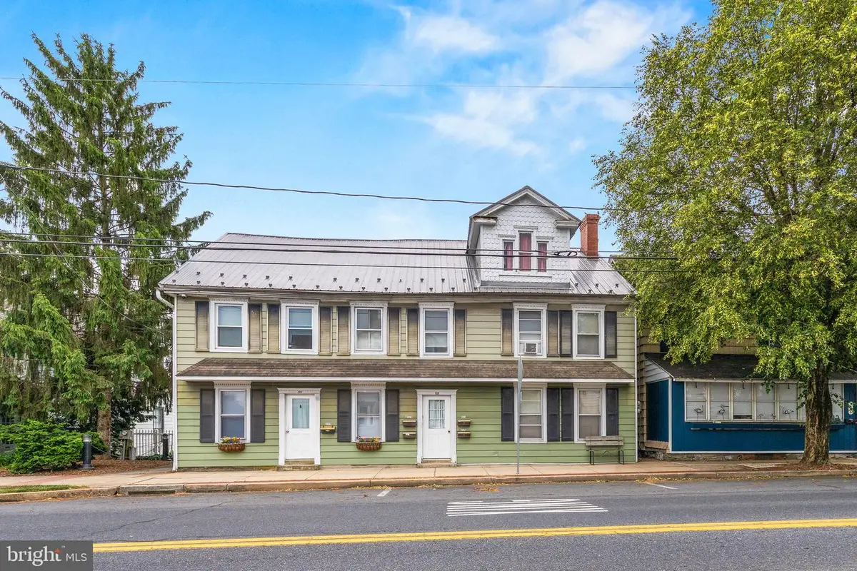 128 E Main St, Mount Joy, PA 17552 - #1