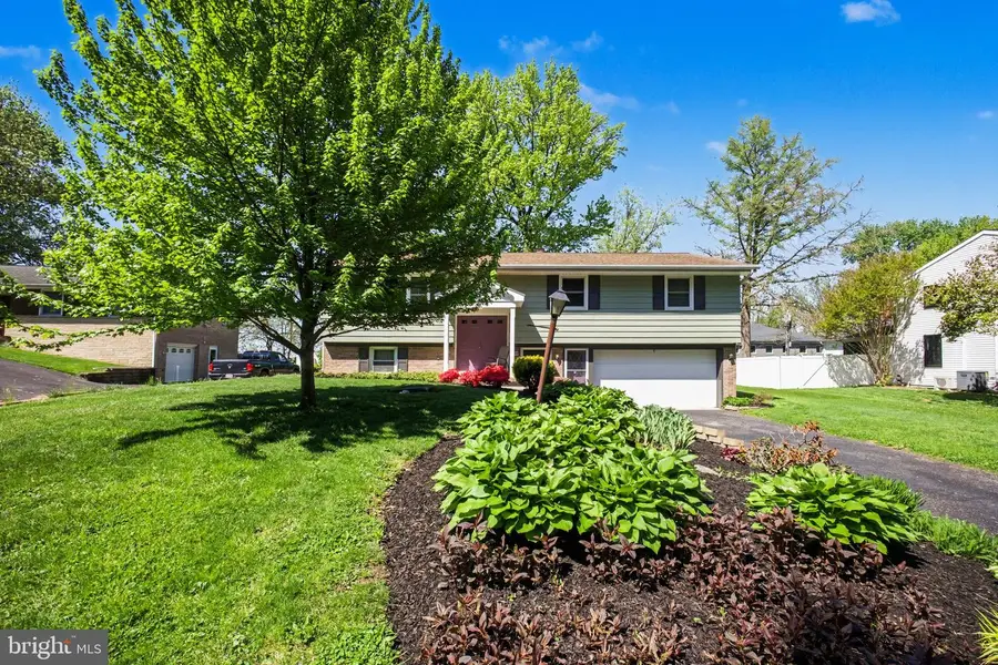 1811 Amity Dr, Lancaster, PA 17601 - #3