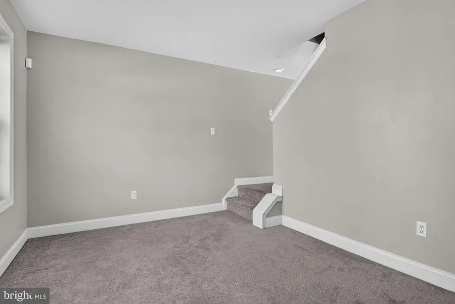 303 Magnolia Ln, New Providence, PA 17560 - #3