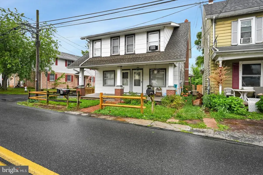 37-39 Mechanic St, Reinholds, PA 17569 - #2