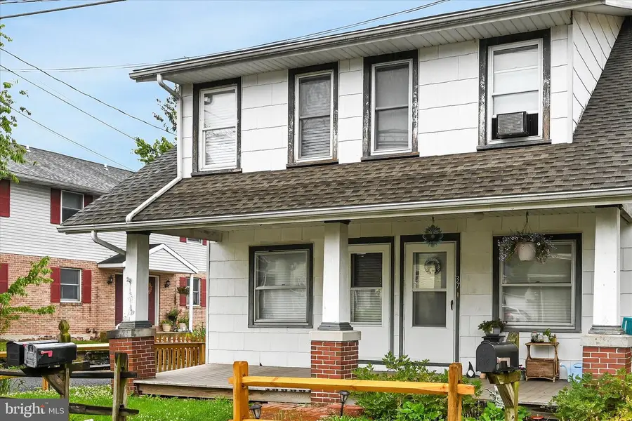 37-39 Mechanic St, Reinholds, PA 17569 - #3