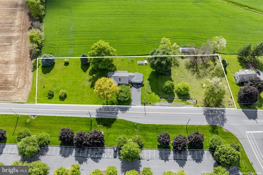 1041 Springville Rd, East Earl, PA 17519 - #2